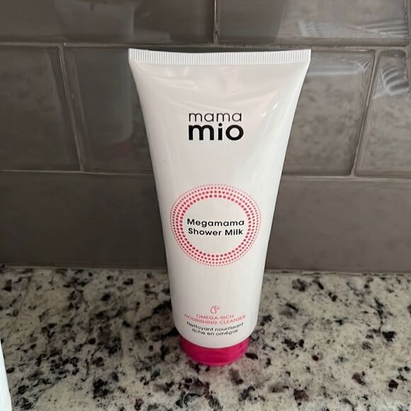 Mama mio Shower Milk 6.7 Oz NEW - Picture 1 of 1